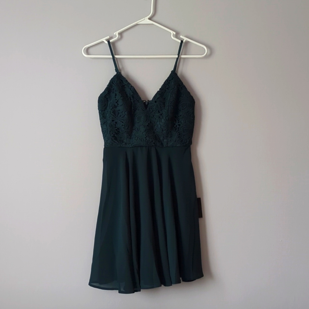 Lulu's mini dress green